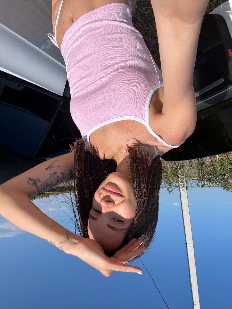 Sexy model Tina in Surrey