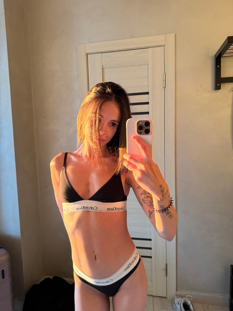 Photo Tina in Surrey